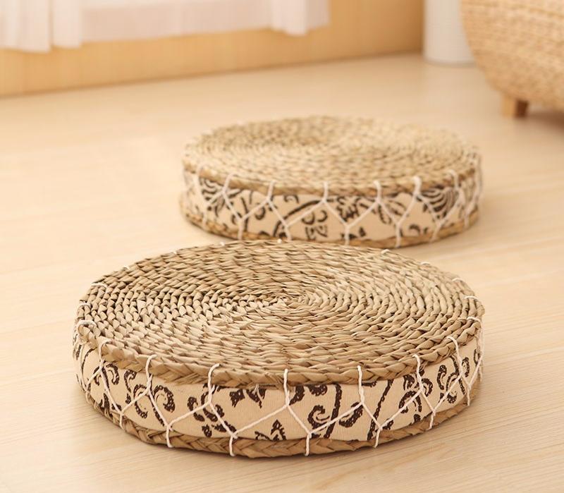 Straw Meditation Cushion